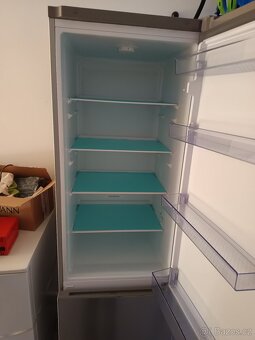 Chladnička s mrazničkou Beko - 4