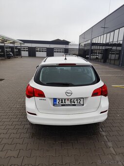 prodám Opel Astra sports tourer combi - 4