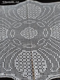 Veká ručně háčkovaná dečka - 4