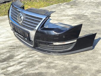 Přední nárazník B6 se senzory - 4