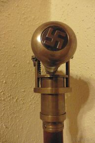 Hůl špacírka s dalekohledem a Svastikou - 4