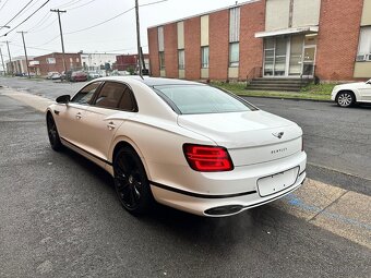 Bentley Flying Spur Mulliner model 2024 Top max - 4