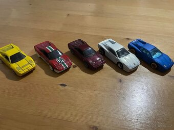 HotWheels Hot Wheels - 4