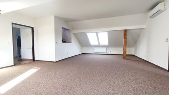 Podkrovní byt 3+1, 160m2, ul. Daliborova, Ostrava - Mar. Hor - 4