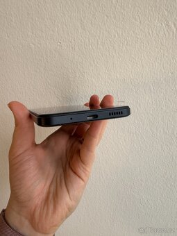 POCO M5 4GB/64GB černá - 4