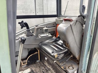 BAGR Volvo Pel Job EB150 - roztahovací podvozek, 1750 kg - 4