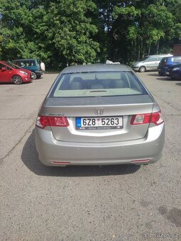 Honda Accord 2009 - 4