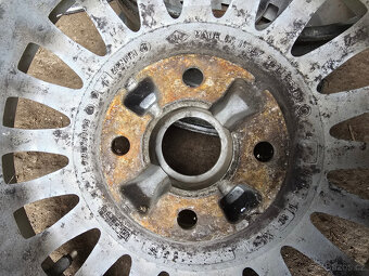 Alu kola Zenith R13 4x100 - 4