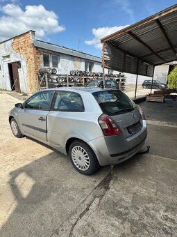 Náhradní díly - Fiat Stilo 1.9 JTD 74kW r.v. 2005 - 4