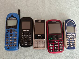 Mobilní telefony mix značek - na opravu nebo ND - 4