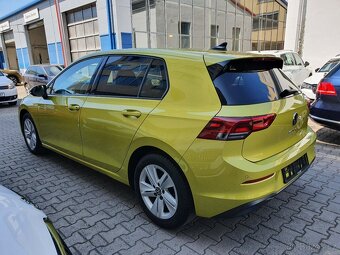 VW Golf 8 1.5TSI 96kW Hatchback Man. 34tkm Ambient ACC Qi - 4