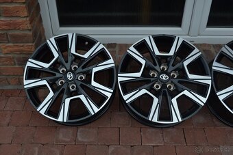 5x114,3 R18 Hliníkové disky Originál Toyota C-HR - 4