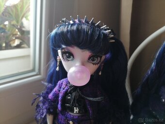 Panenky Veronica Naomi Storm Rainbow Shadow High - 4