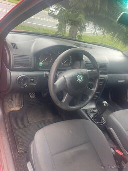 Škoda oktavia tour 1.9 TDi 74 kw - 4