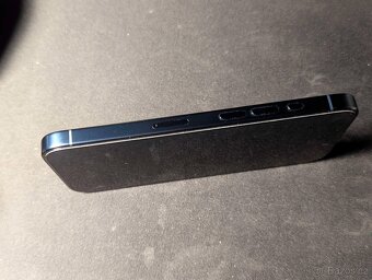 iPhone 15 Pro 128GB Blue Titanium - 4