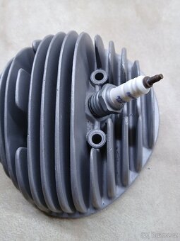 Hlava motoru ČZ 150C - 4