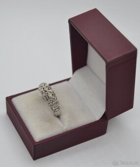 Zlatý prsten bílé zlato osázený 34 brilianty - 4