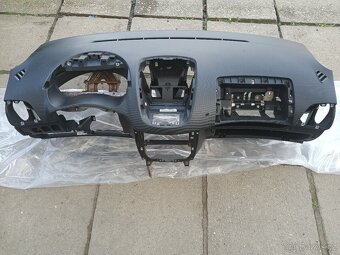 Palubní deska Peugeot 206+ - 4