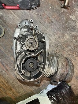 Prodám motor Jawa 250/353 - 4