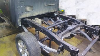 Nissan Navara D40 - 4