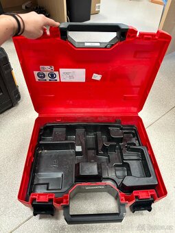 2x kufr HILTI - 4