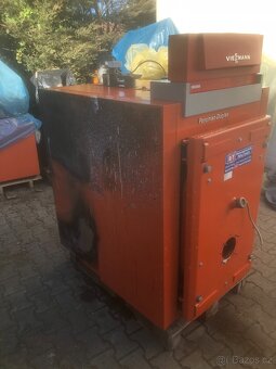 Prodám kotel na olej 124 Kw - 4