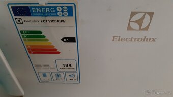 Electrolux mrazák 85cm a šířka 55cm - 4