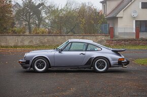 Porsche 911 Carrera 3.2 - 4