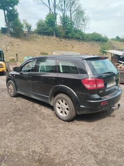 Dodge Journey 2.l 103kW - 4