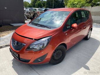 Opel Meriva B 1.4i 103kW - Náhradní díly - 4