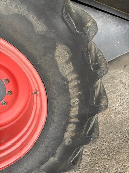 Pneu Continental 800/65R32 - 4