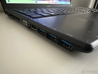 FUJITSU Lifebook A544 - SSD/Windows 11/nová baterie - 4