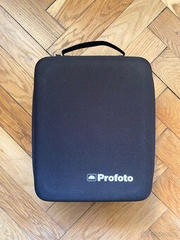 Profoto B10 - 4