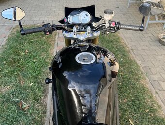 Triumph Speed Triple 1050 - 4