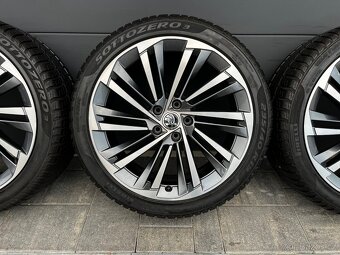 Zimní originál Škoda Superb 235/40 r19 Pirelli - 4