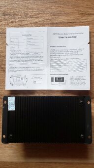 Solární regulátor 20A nabíjení s LCD displejem 12V24V Auto - 4