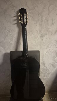 Akustická kytara ( španělka ) - 4