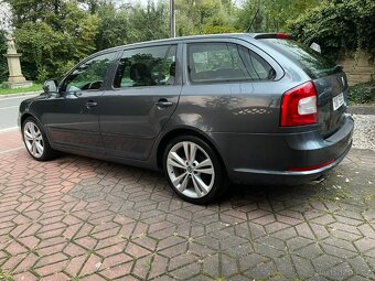 Škoda Octavia 2.0 RS 197k KŮŽE NEBOURÁNO - 4