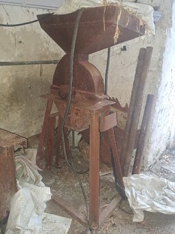 Kladívko srotovnik. A Mixér na řepu. - 4