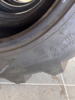 Pneu na UNC 10,0/75- 15,3 - 4