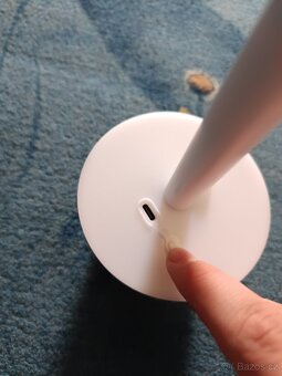 Minimalistická RGB LED lampa - 4