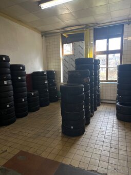 Pneumatiky 215/50R17 - 4