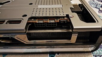 Sapphire Nitro+ 7800 XT - 4