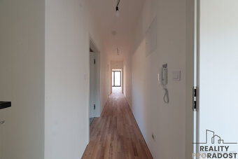 Prodej bytu 2 + kk 50 m2 - 4