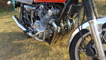 Suzuki GS750E - 4