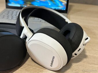 SteelSeries Arctis 7+ Wireless - 4