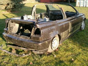 VW GOLF 3 Cabrio - ABF 2,0i 16v karoserie - 4