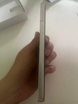 Prodám T Phone 2 – používaný, plně funkční - 4