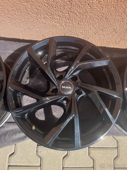 Alu disky na audi, R18, 5x112,ET26, šířka 8J - 4