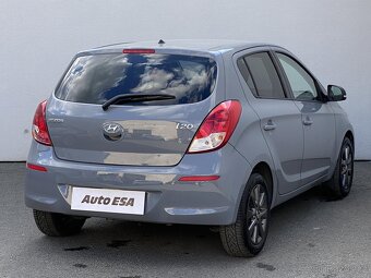 Hyundai I20 1.3i , 62 kW benzín, 2013 - 4